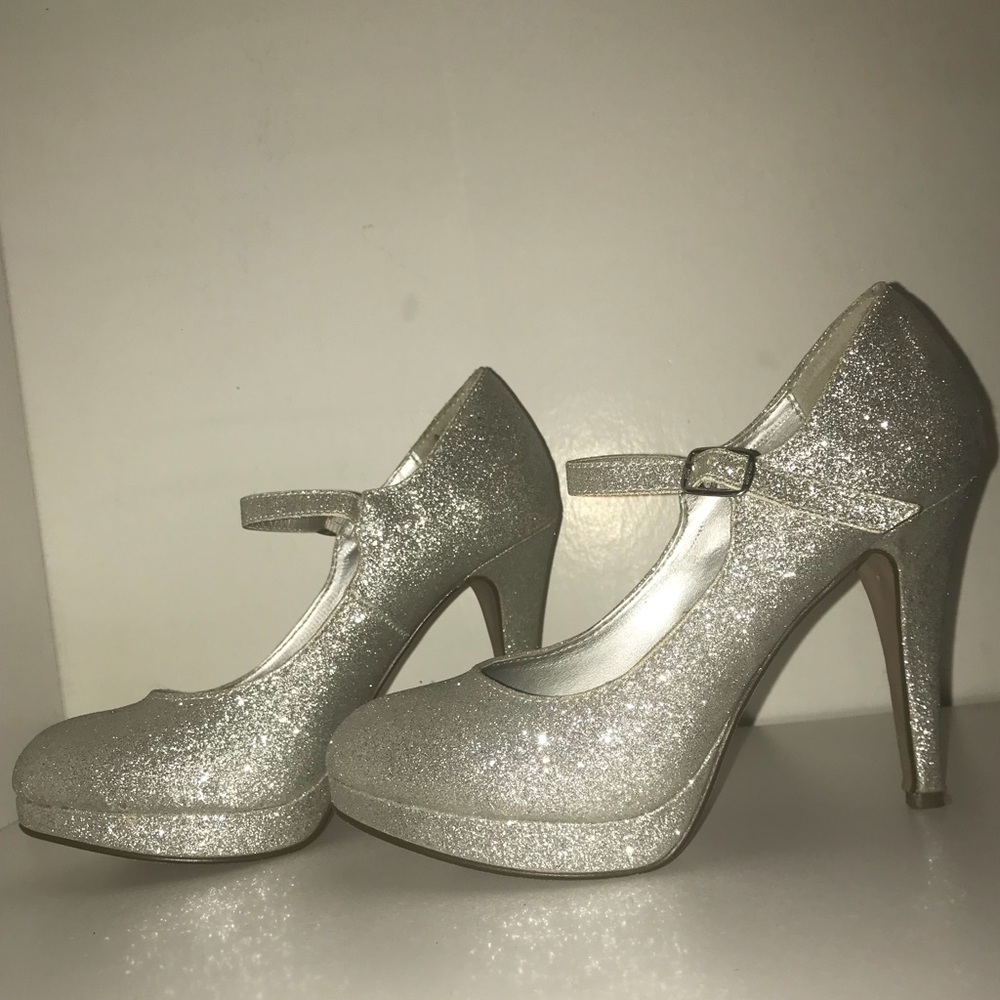 Silver Glitter Platform Pump